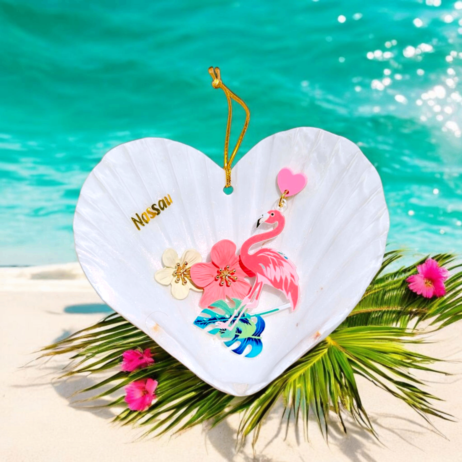 Nassau Flamingo Heart
